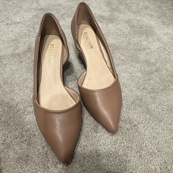 Kenneth Cole Leather Wedges - Picture 2 of 10